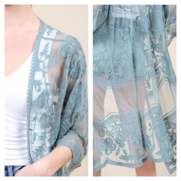 FRANCESCA'S COLLECTIONS•Lace Duster - Picture 2 of 6